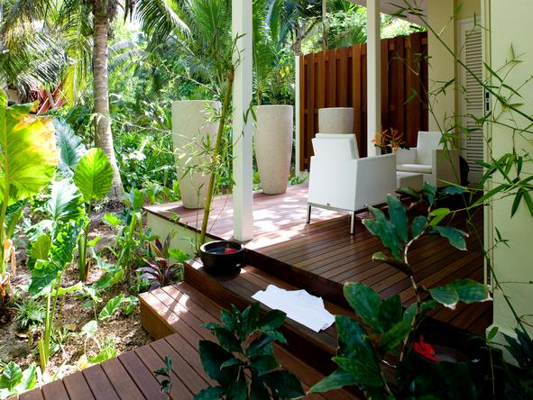 Paradise Sun - outdoor sitting area